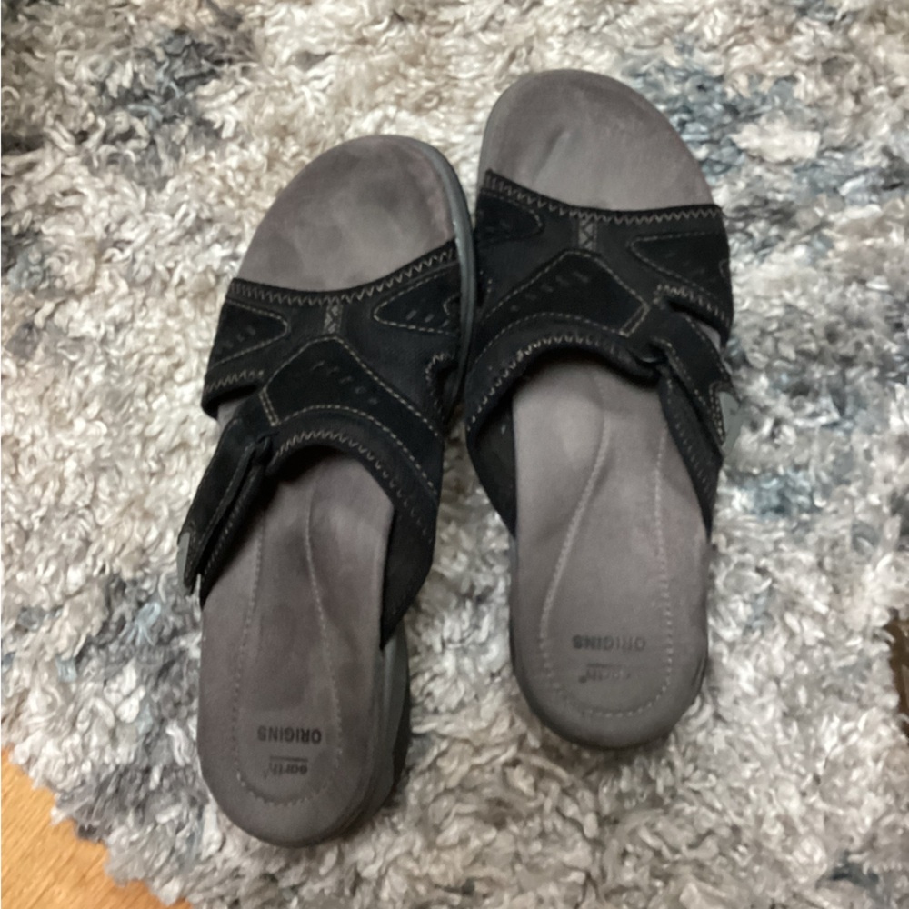 Earth Origins Black and Gray Mules